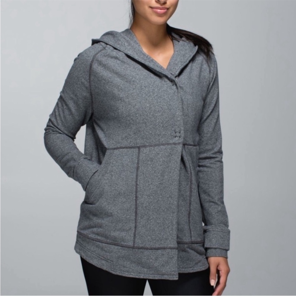 Lululemon | Find Your Centre | Wrap | Jacket